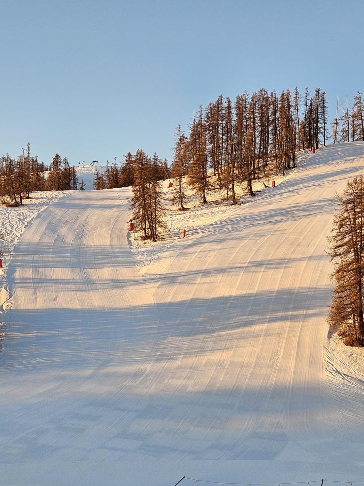 Deux Pieces Face Aux Pistes Appartement Péone Buitenkant foto